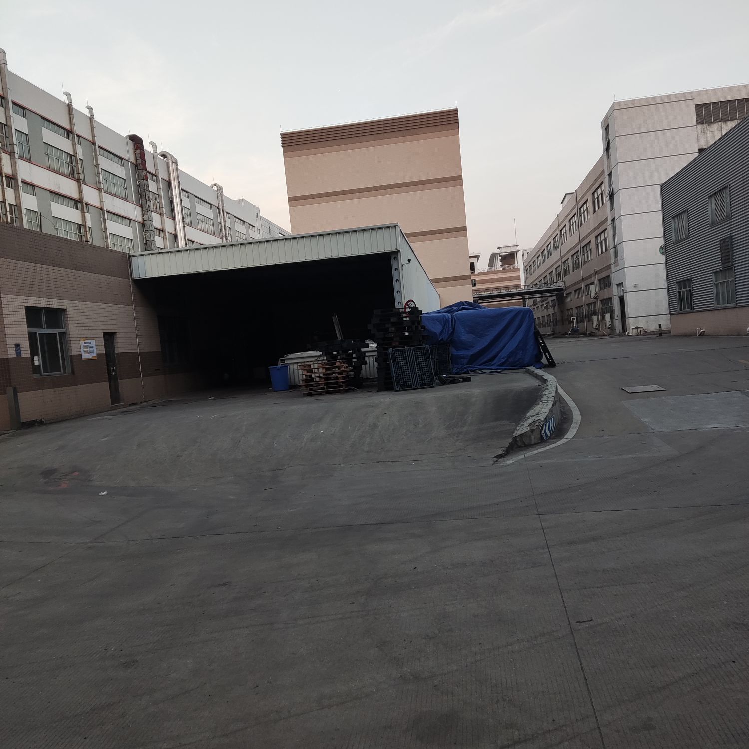 中山市联昌喷雾泵有限公司