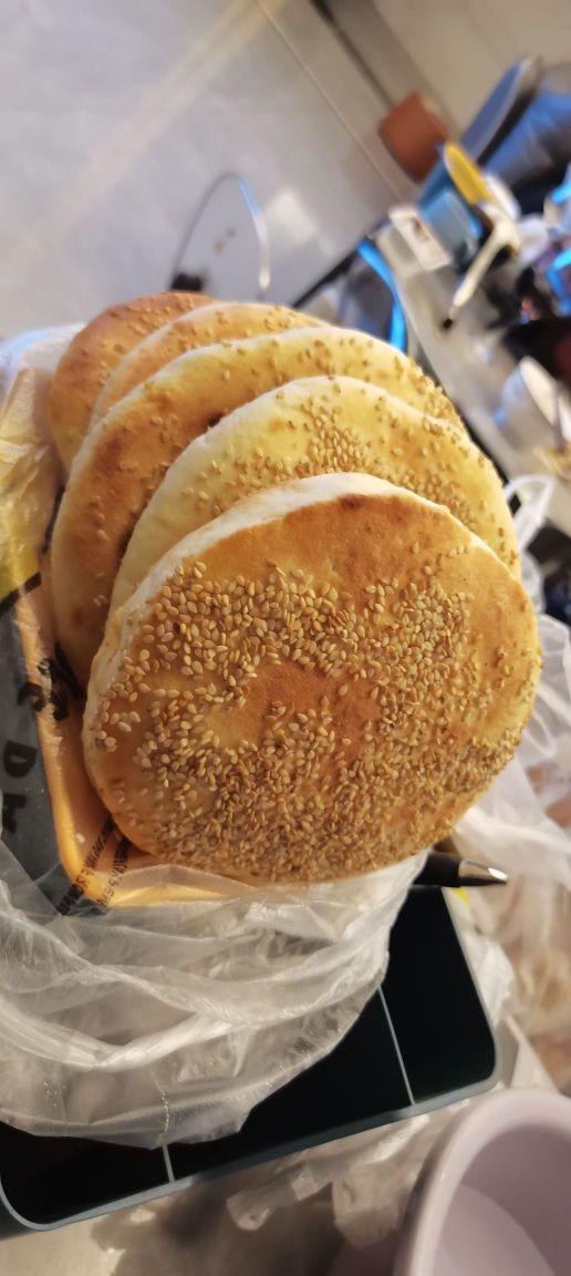 香客聚美食店