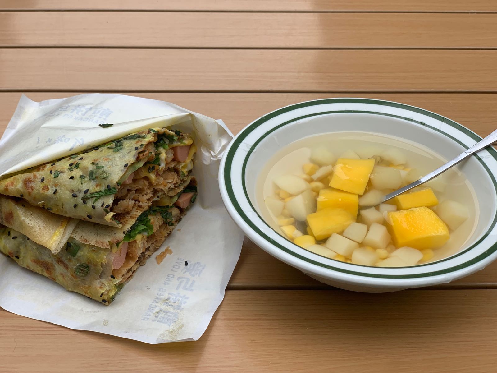 邕嫲糖水铺·煎饼果子(江南盛天地店)