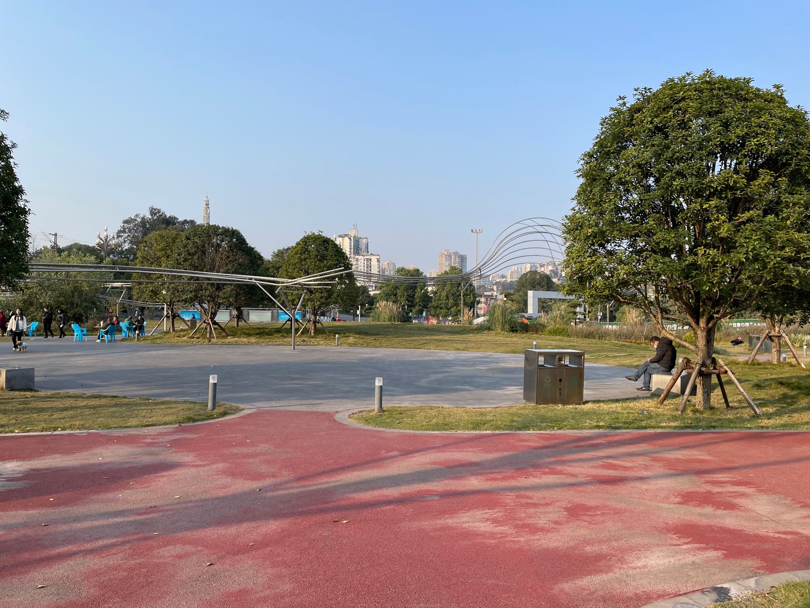 锁江石文体公园