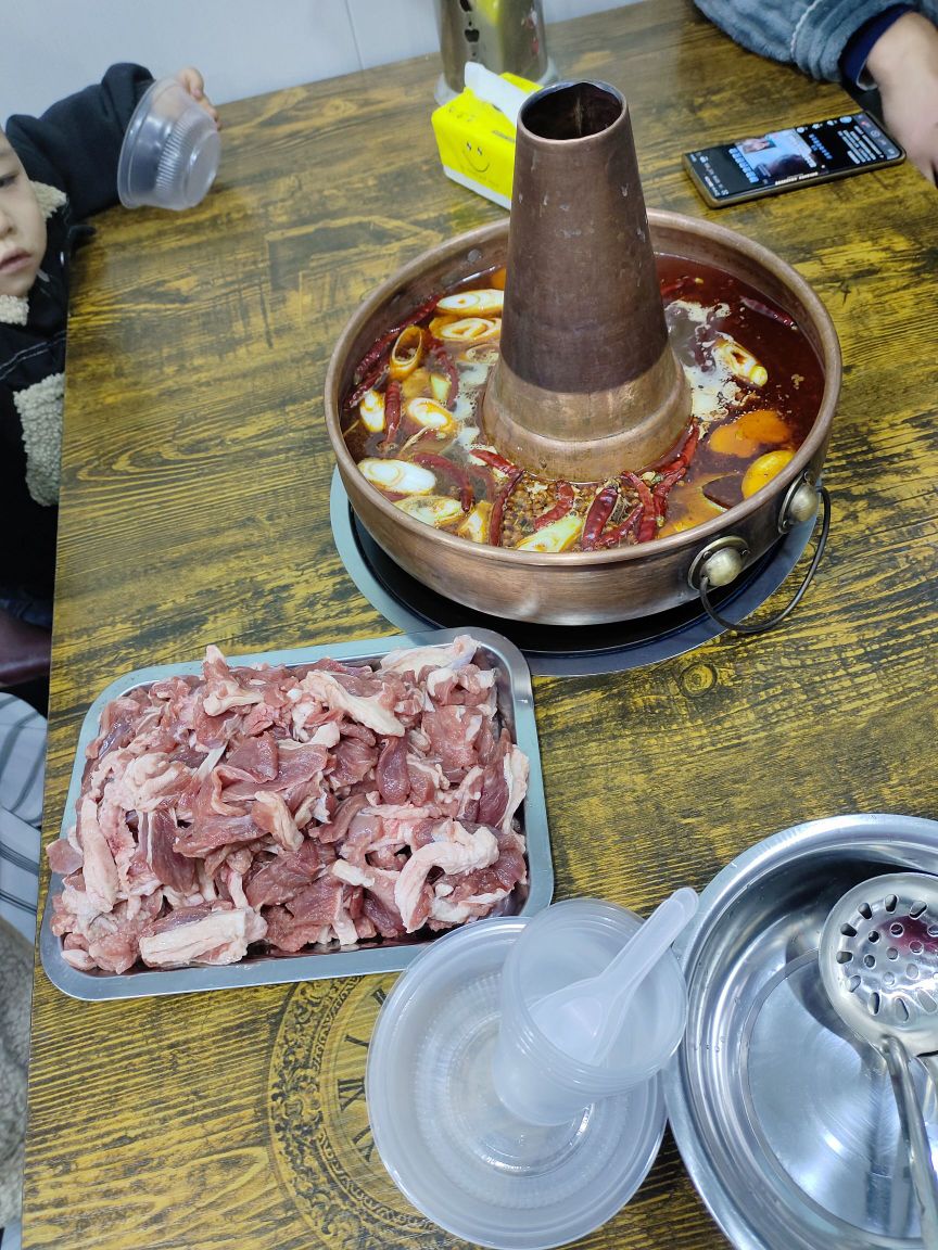 艳艳烧烤铜锅羊肉
