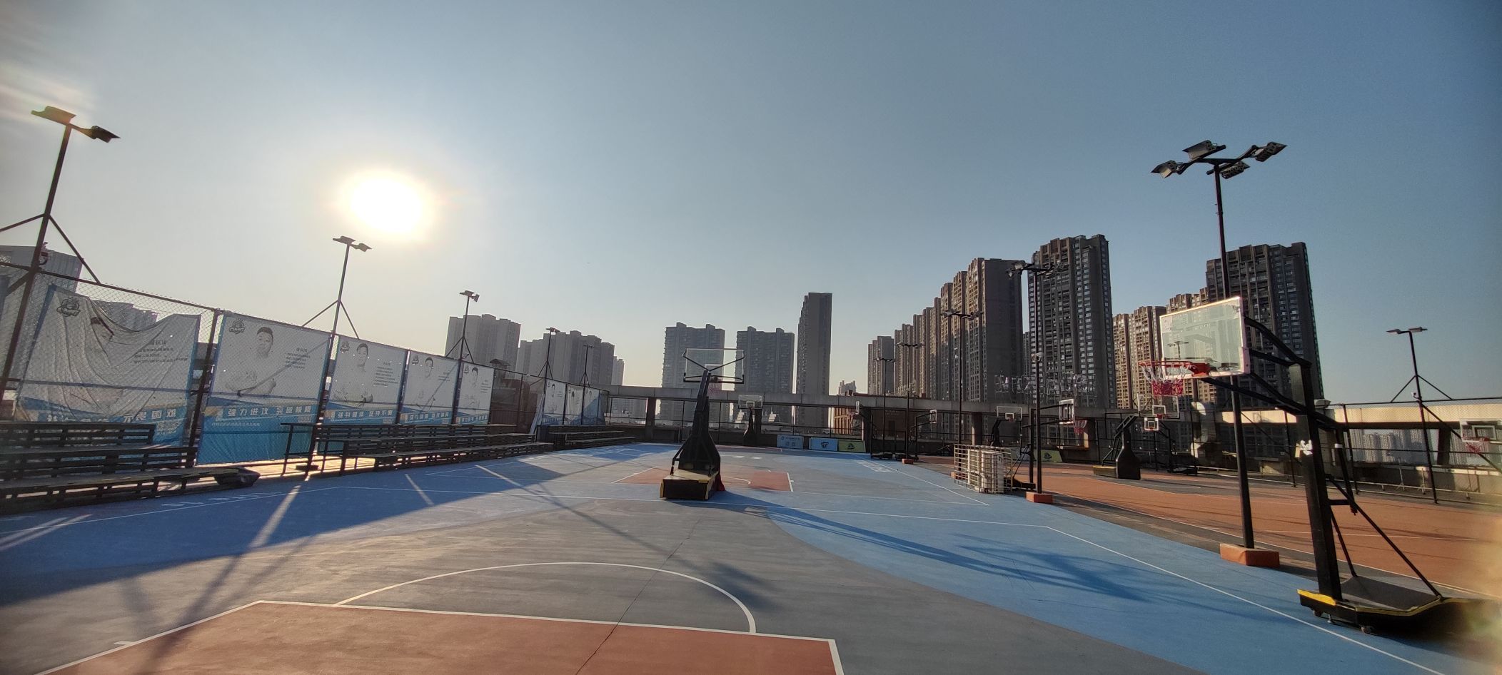 REACTION篮球公园(保利水城东广场店)