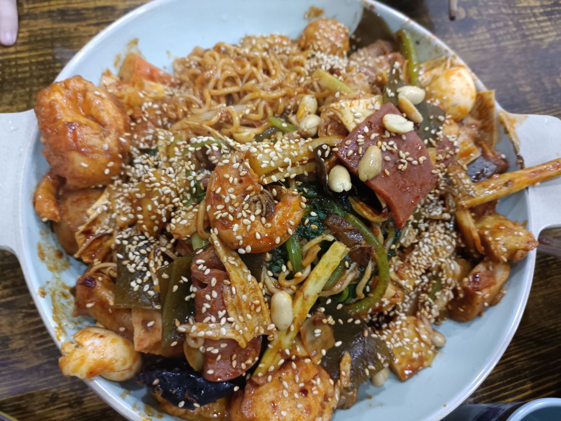 渝小乔麻辣香锅