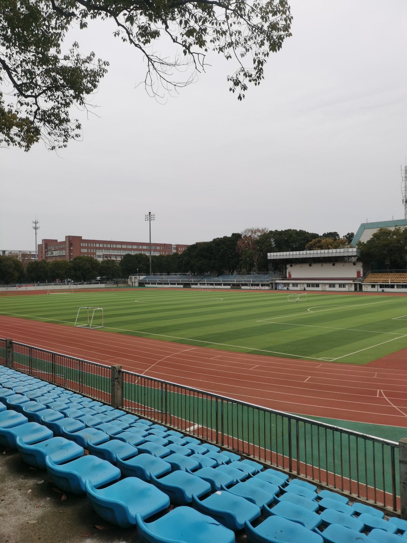 湖南农程大学东田径场