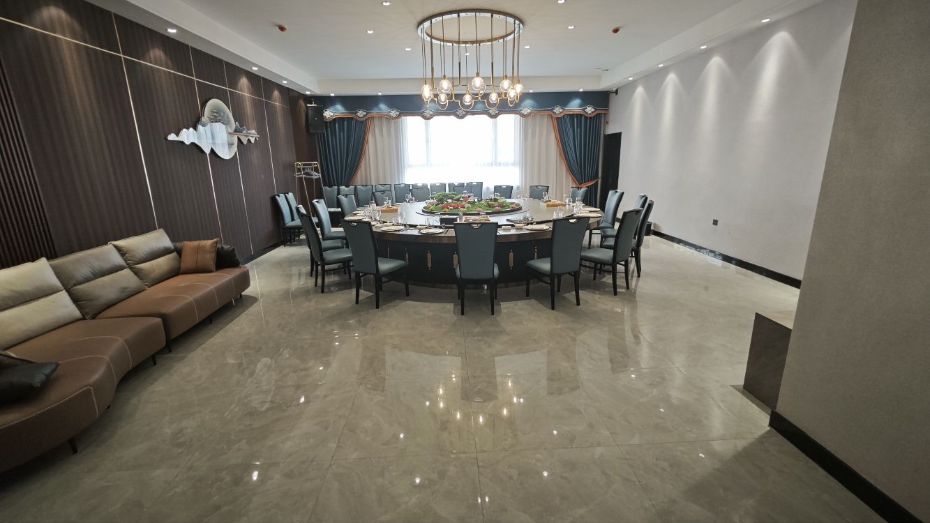 月畔弯主题餐厅(清水河店)