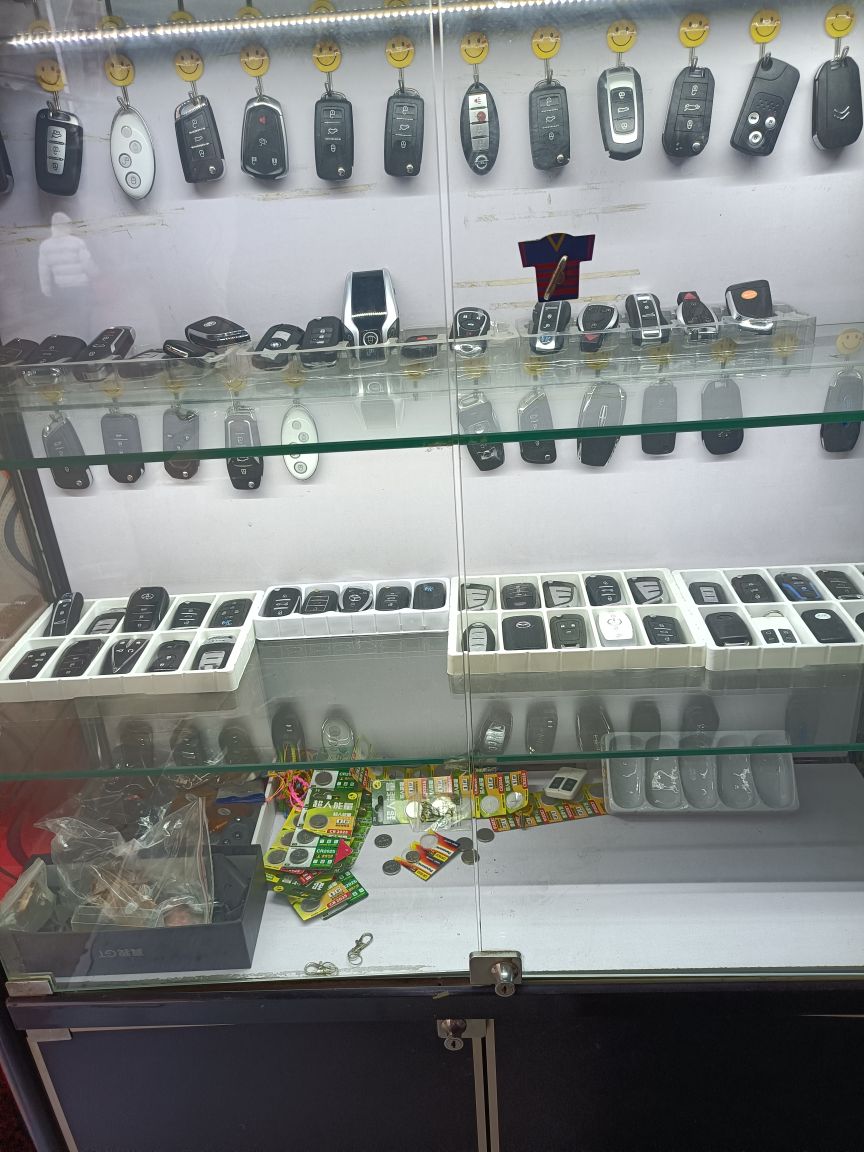 汽车钥匙开锁换锁