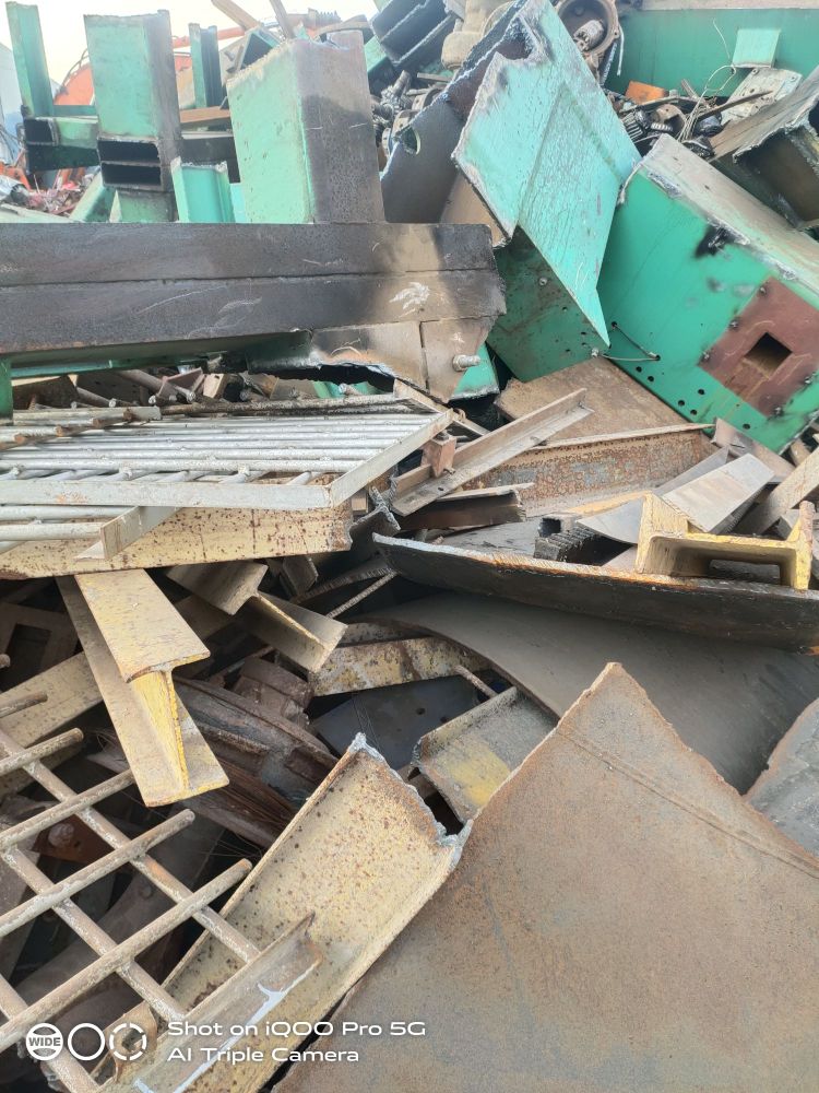 再生资源废铁回收站