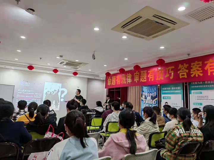 福州六月初文化传播有限公可