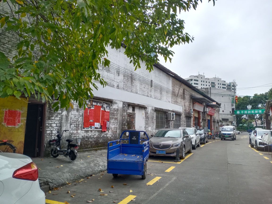 千羽羽毛球馆