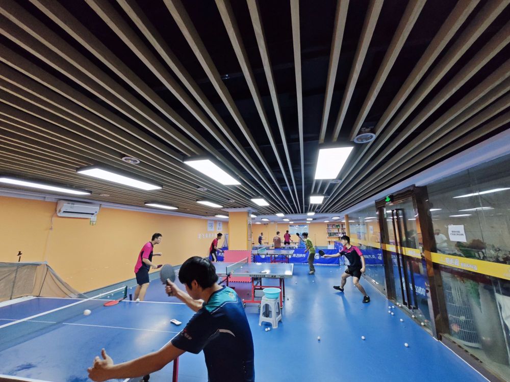 龙飞国球乒乓连锁(滨江店)