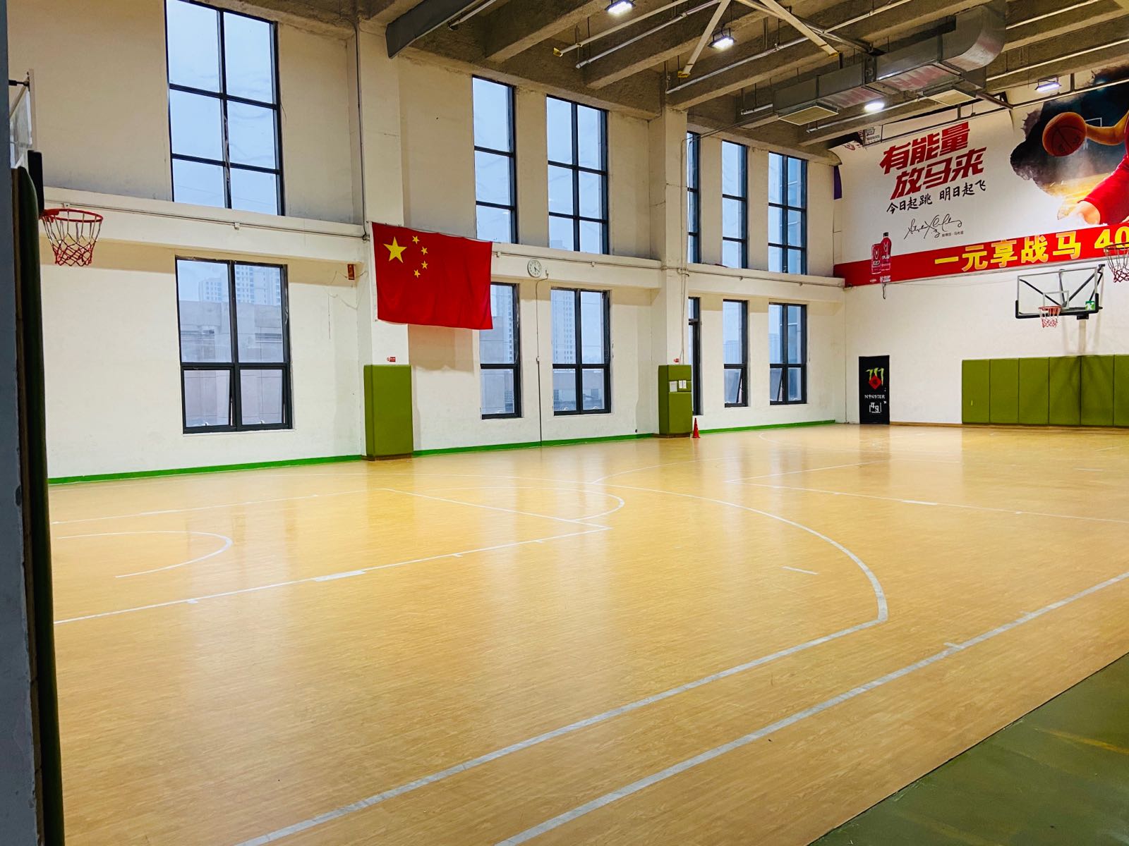 奥胜体育馆青少年篮球训练基地
