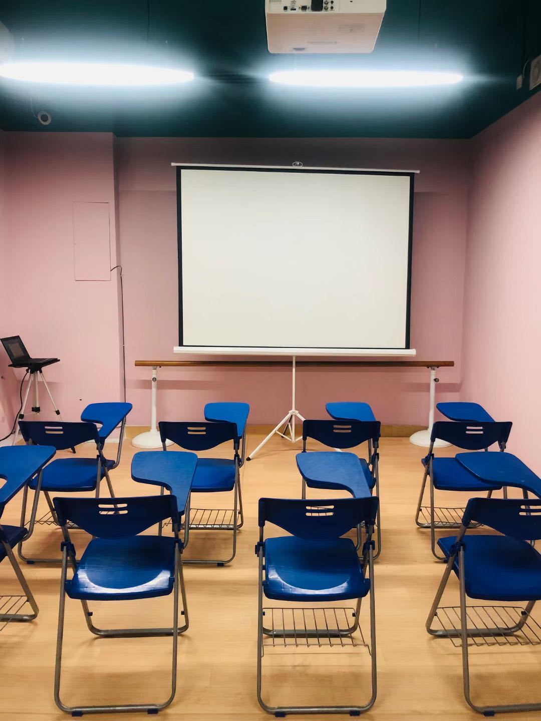 乐新育艺术培训