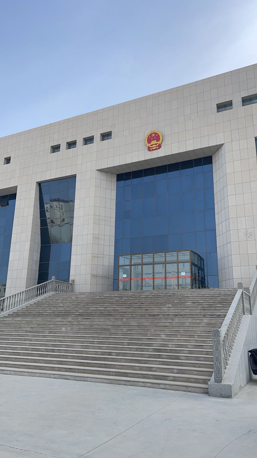 托克逊县人民法院