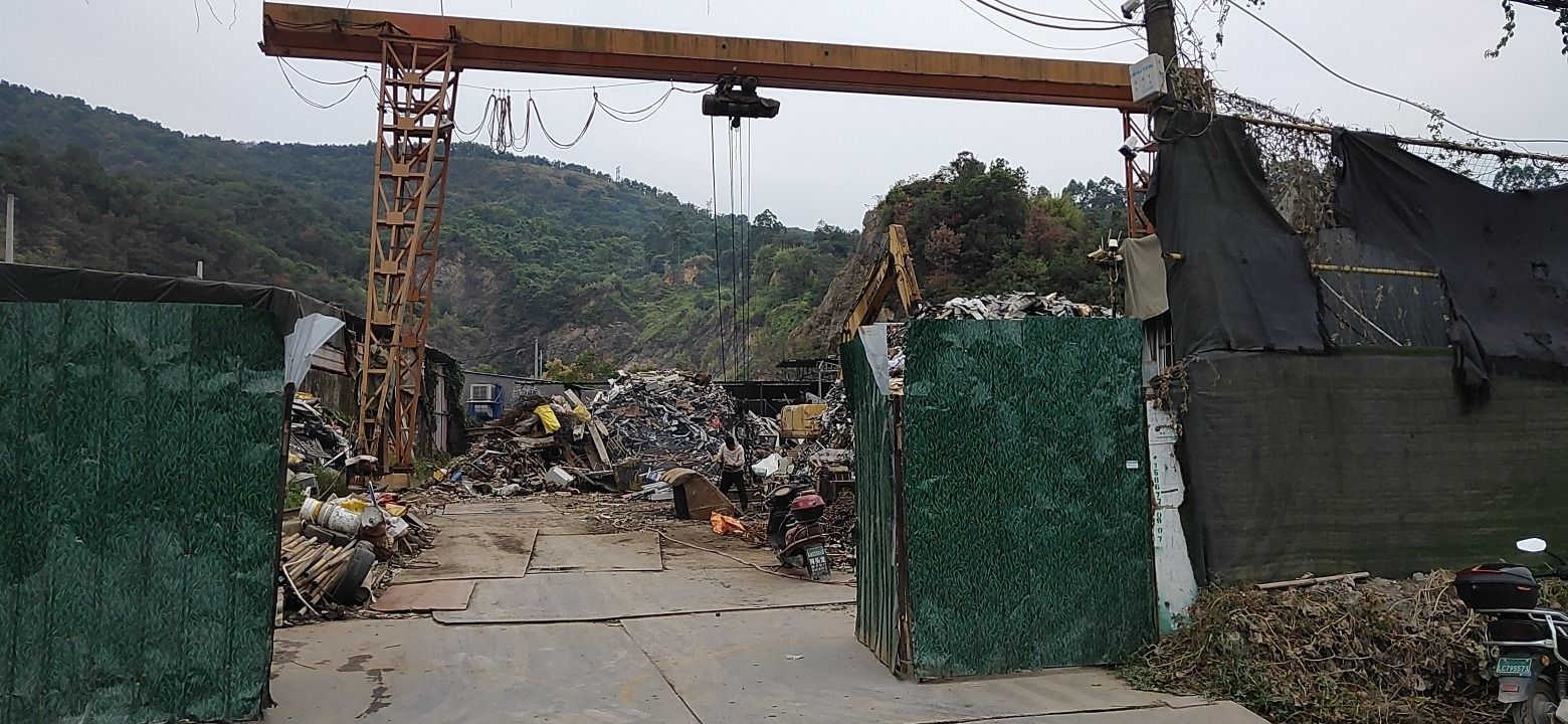 温州市龙湾状元于成废铁回收站