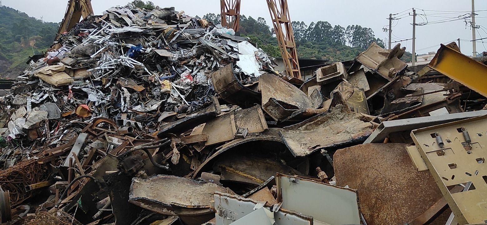 温州市龙湾状元于成废铁回收站