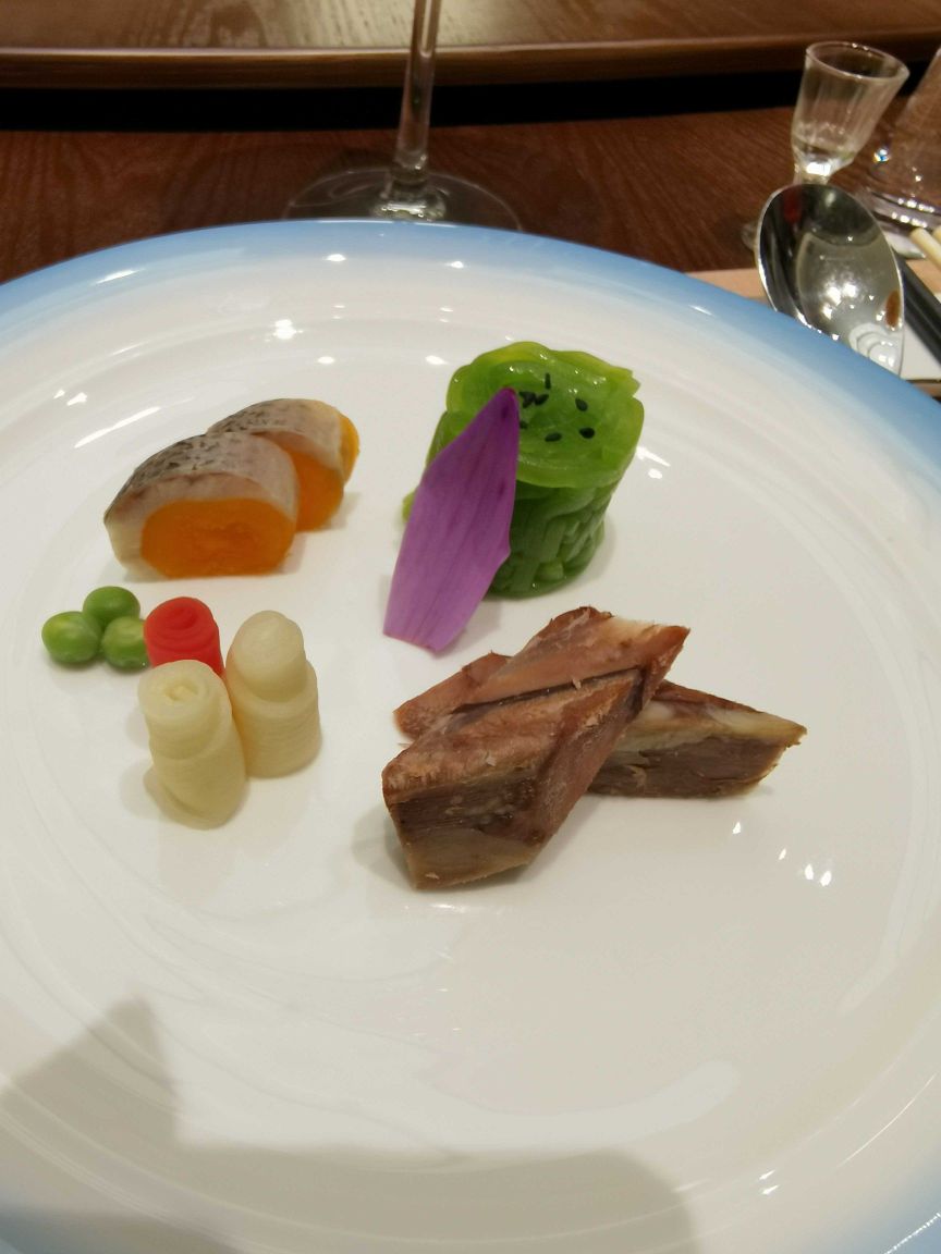粤汇海鲜粤菜中餐厅