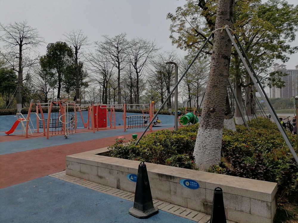 广州市蕉门河碧道-休闲广场