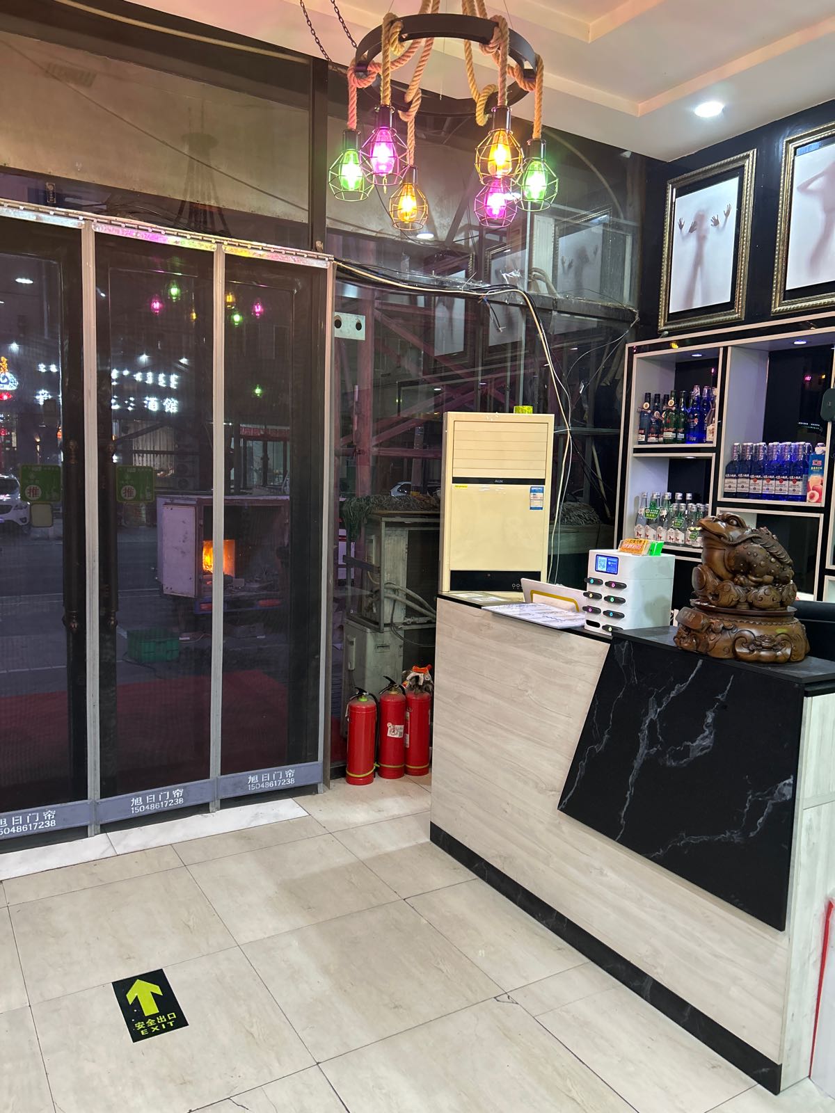 红山区月斋子财顺强泖烧烤店