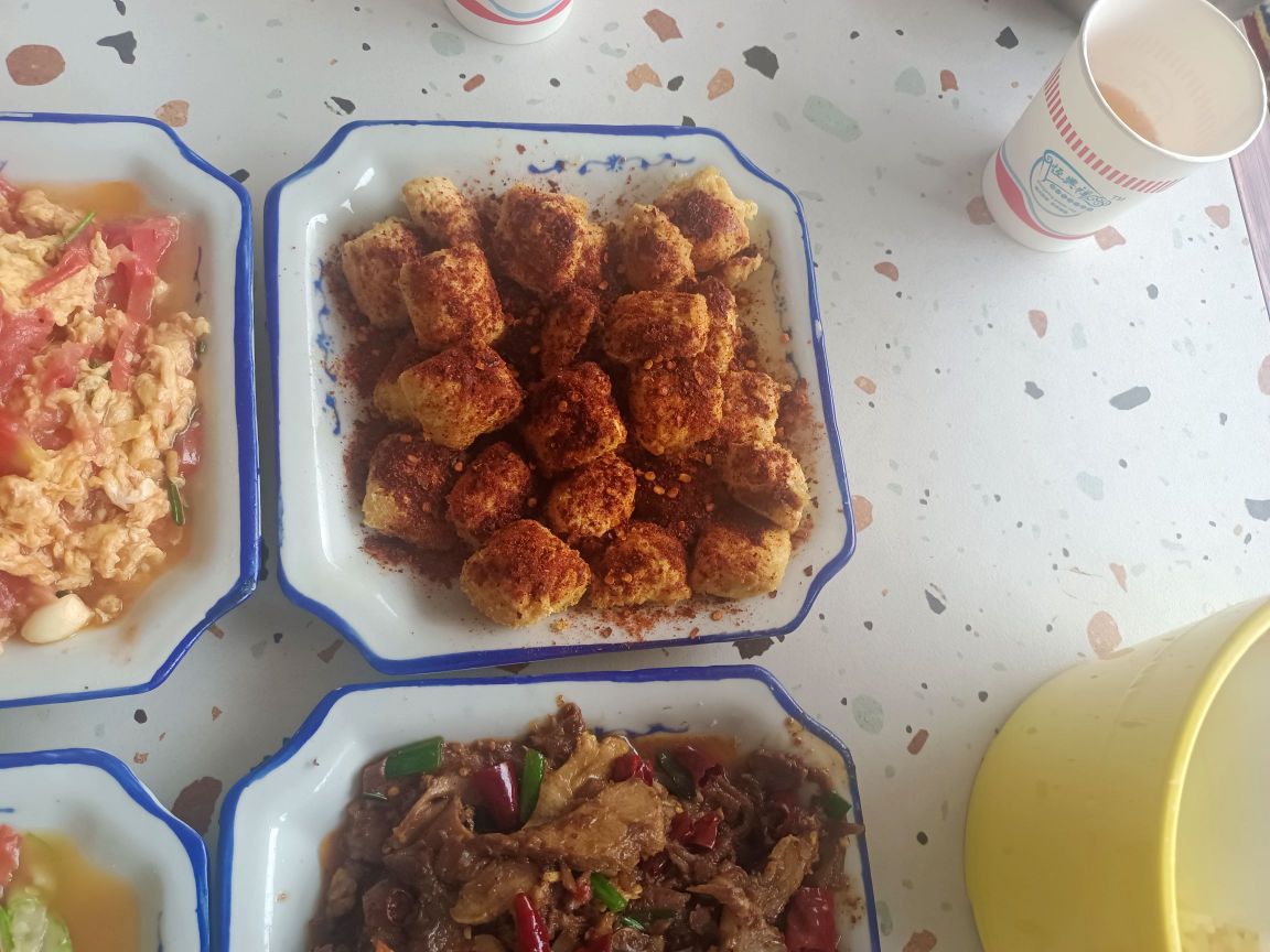 伊缘清真牦牛饭店