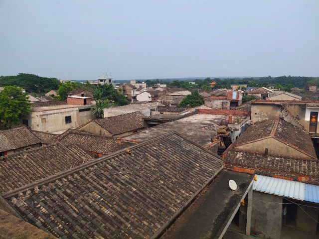 洪宅村