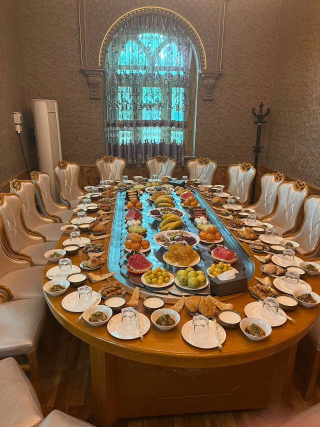 克孜勒苏柯尔克孜自治州·谢热富婚宴美食厅