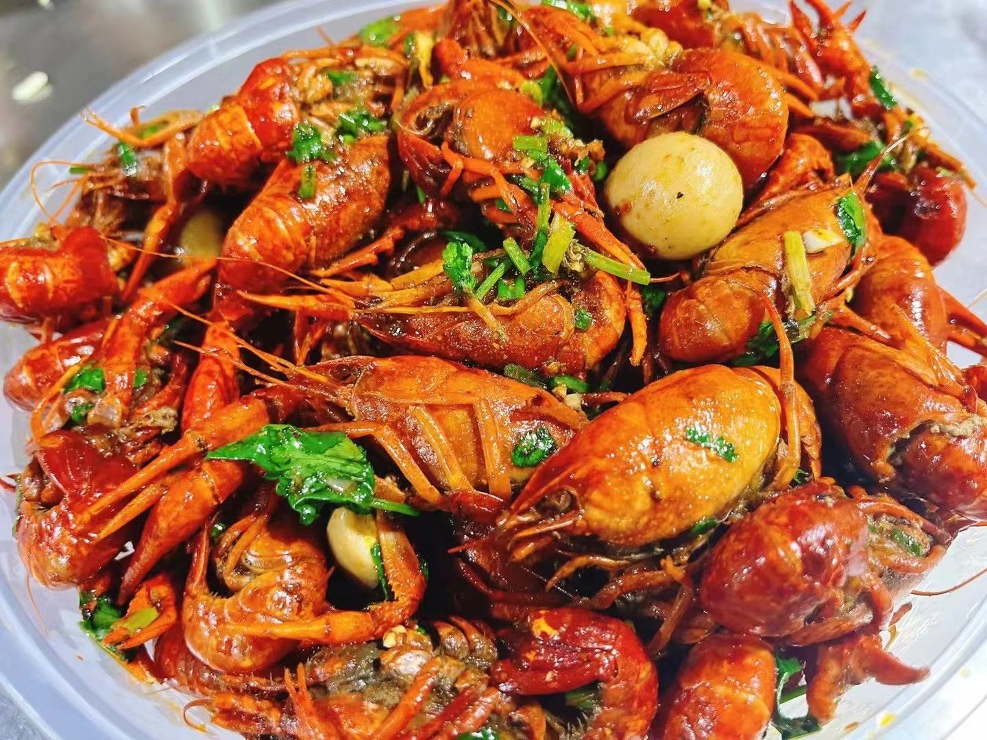 土地妈美食烧烤(总站店)