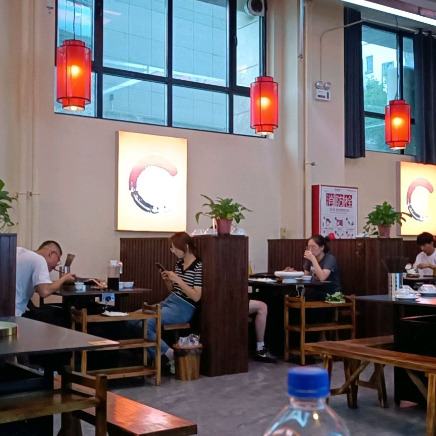 清真·山城重庆渝巴鲜巴适火锅(鼓楼尚街店)