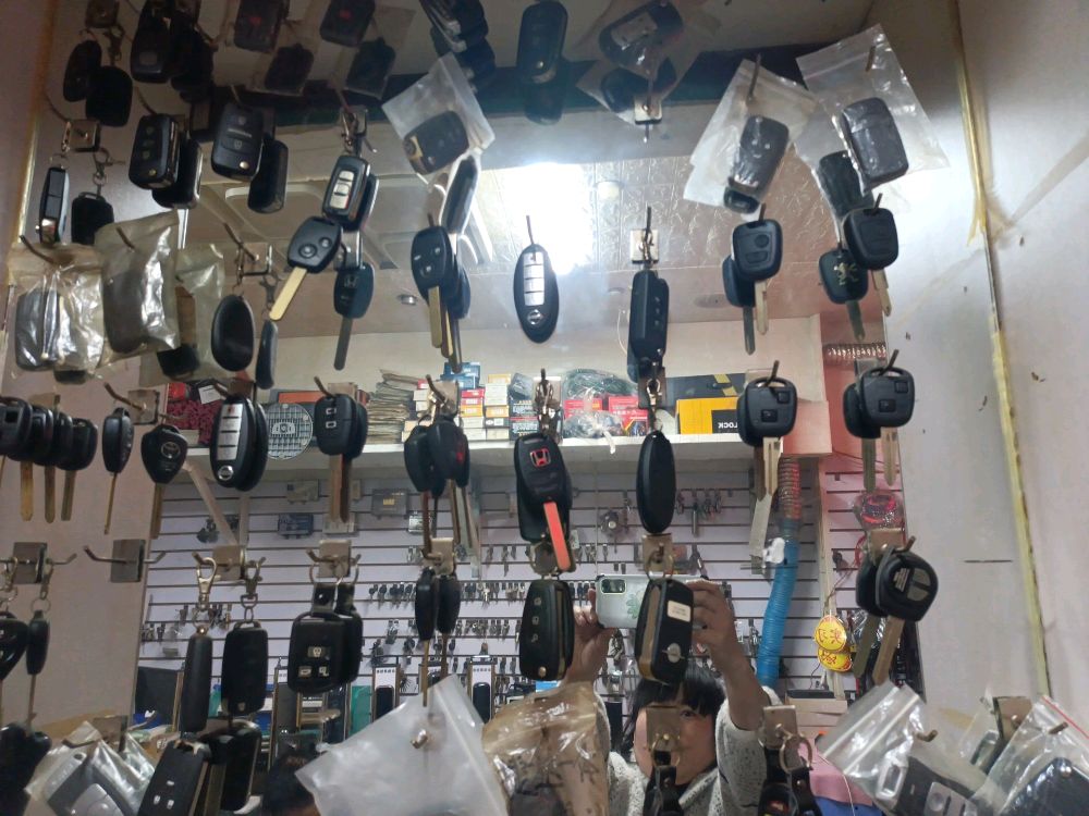 顺心开锁汽车钥匙指纹锁