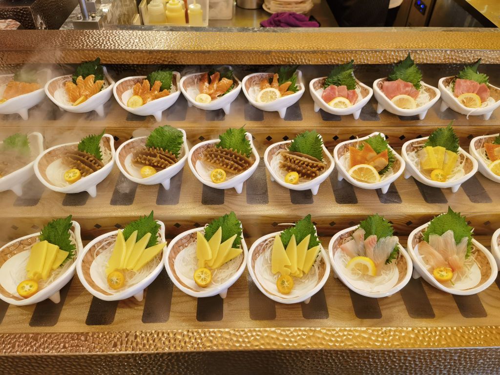 焰脆海山愧烤肉自助料理