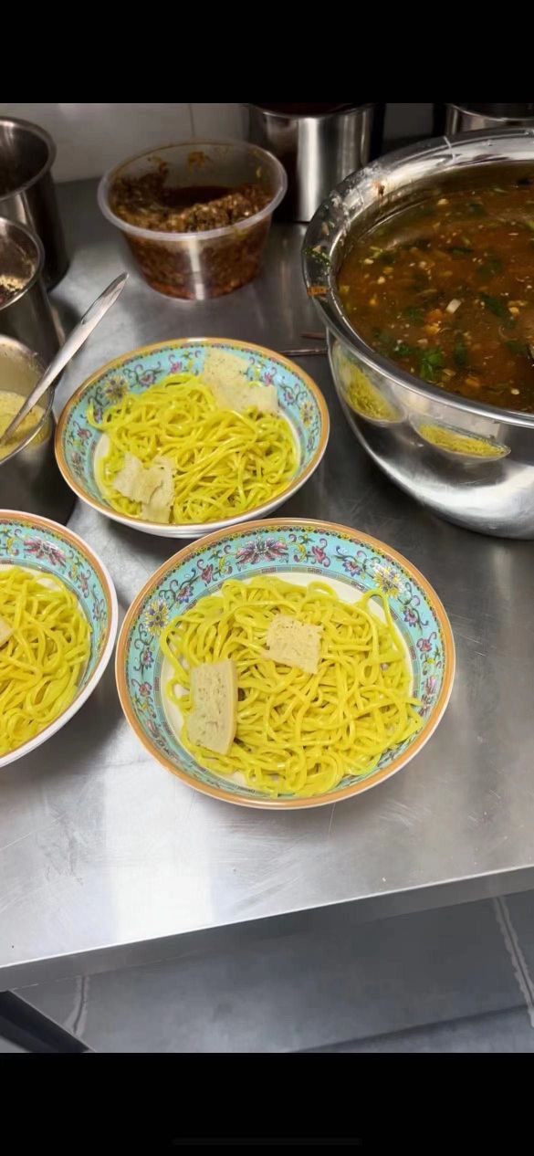 奇台燕燕·黄面馆烧(万博学府店)