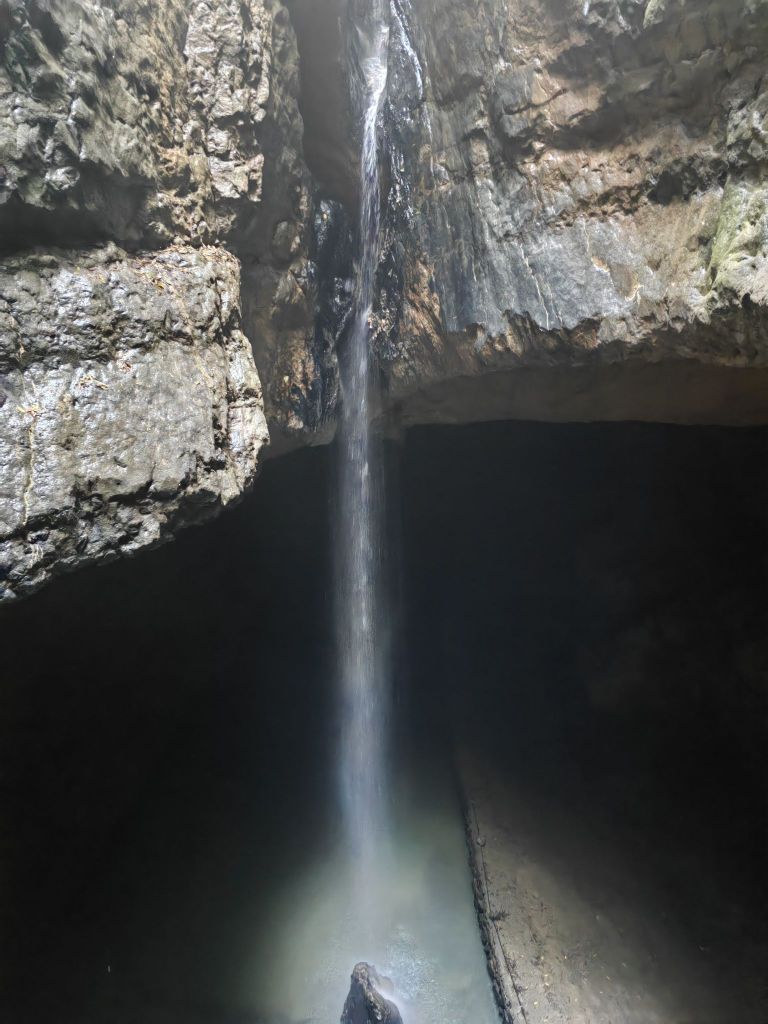 隈庑坑天掳双景区