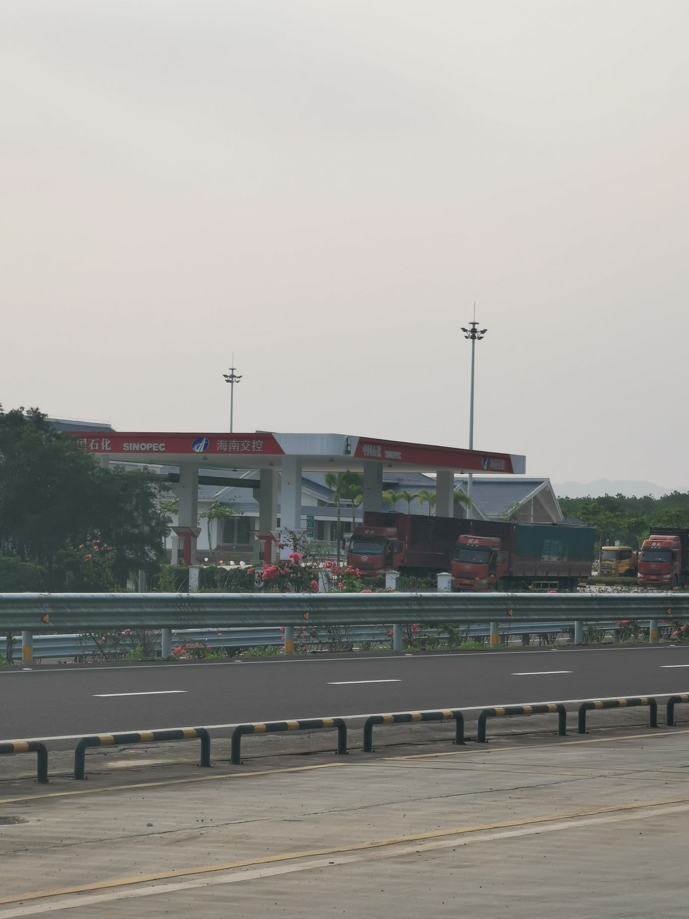 阳江服务区(万洋高速万宁方向)