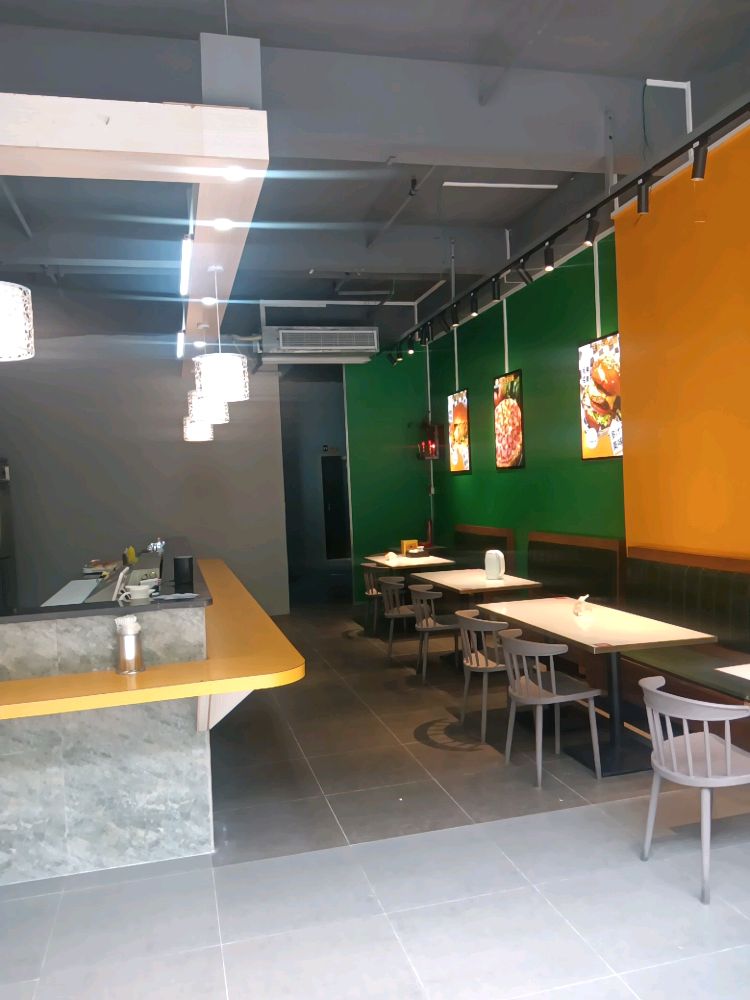 纽约披萨汉堡(上五花园公寓店)
