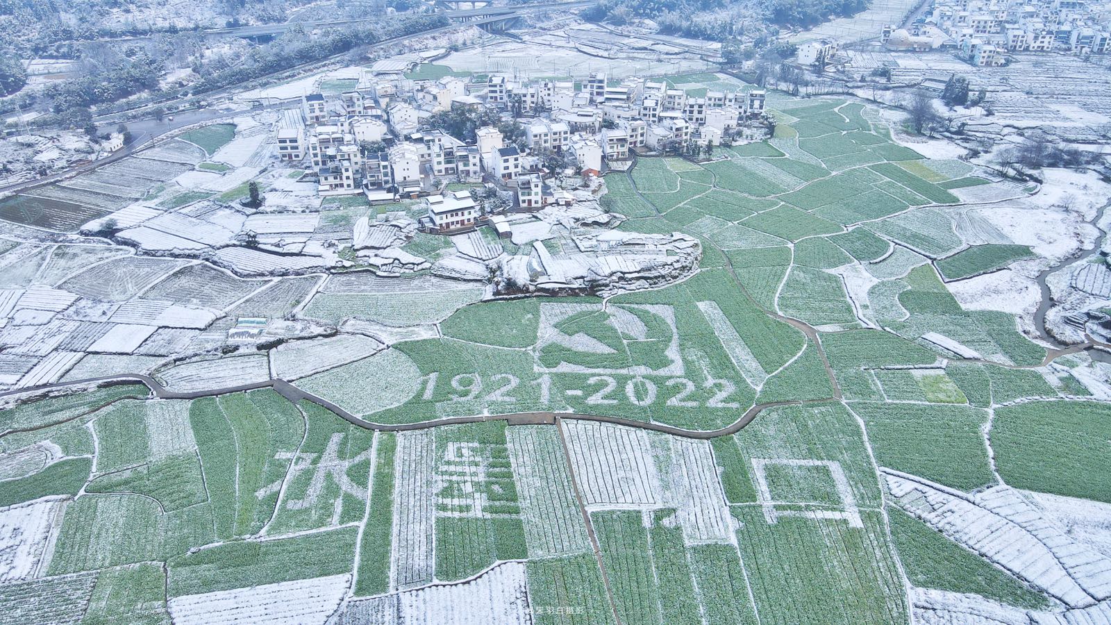 月亮湾公园游客服务中心-地上停车场