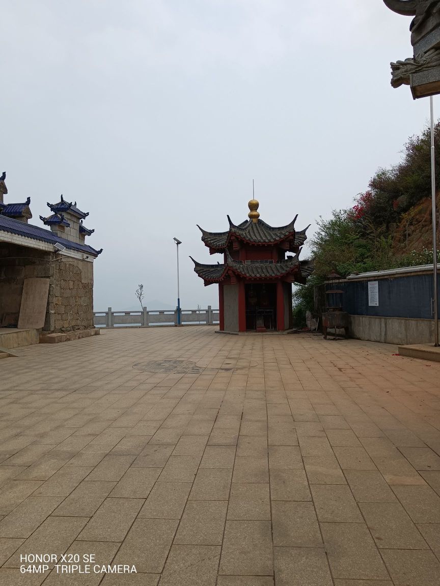 古塔峰祖师殿