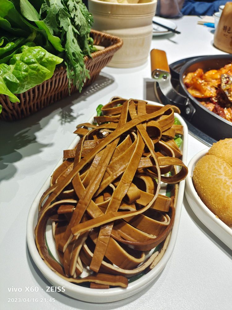 川巴吃机吃虾(濮阳店)