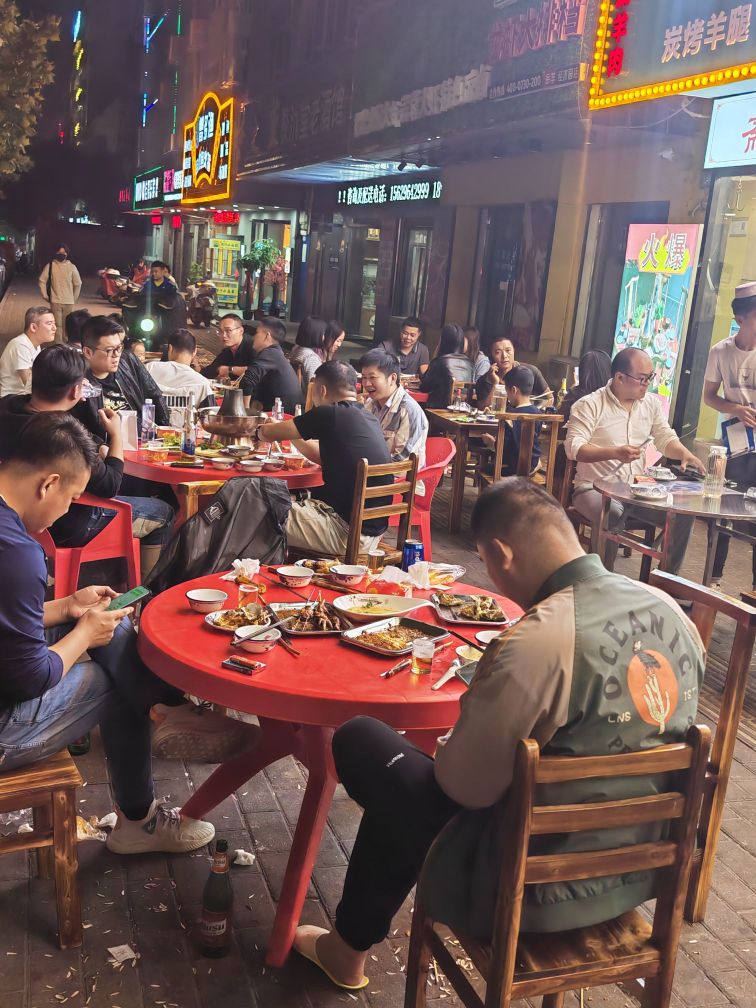 斋翔阁老回民烧烤(经济园店)