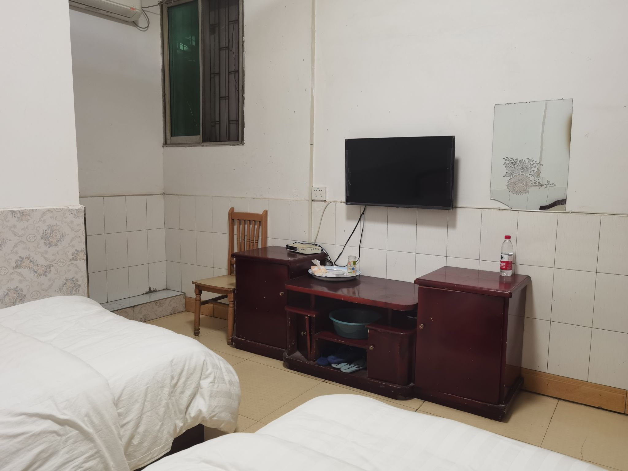 开心旅馆(正南街店)