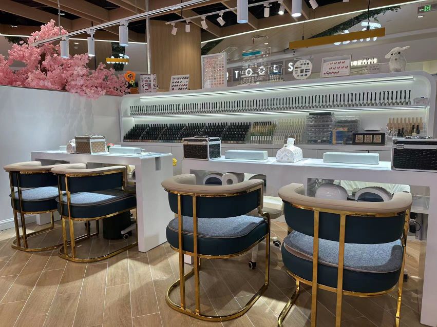 时倾美容美睫工坊(丽达茂辽阳西路店)