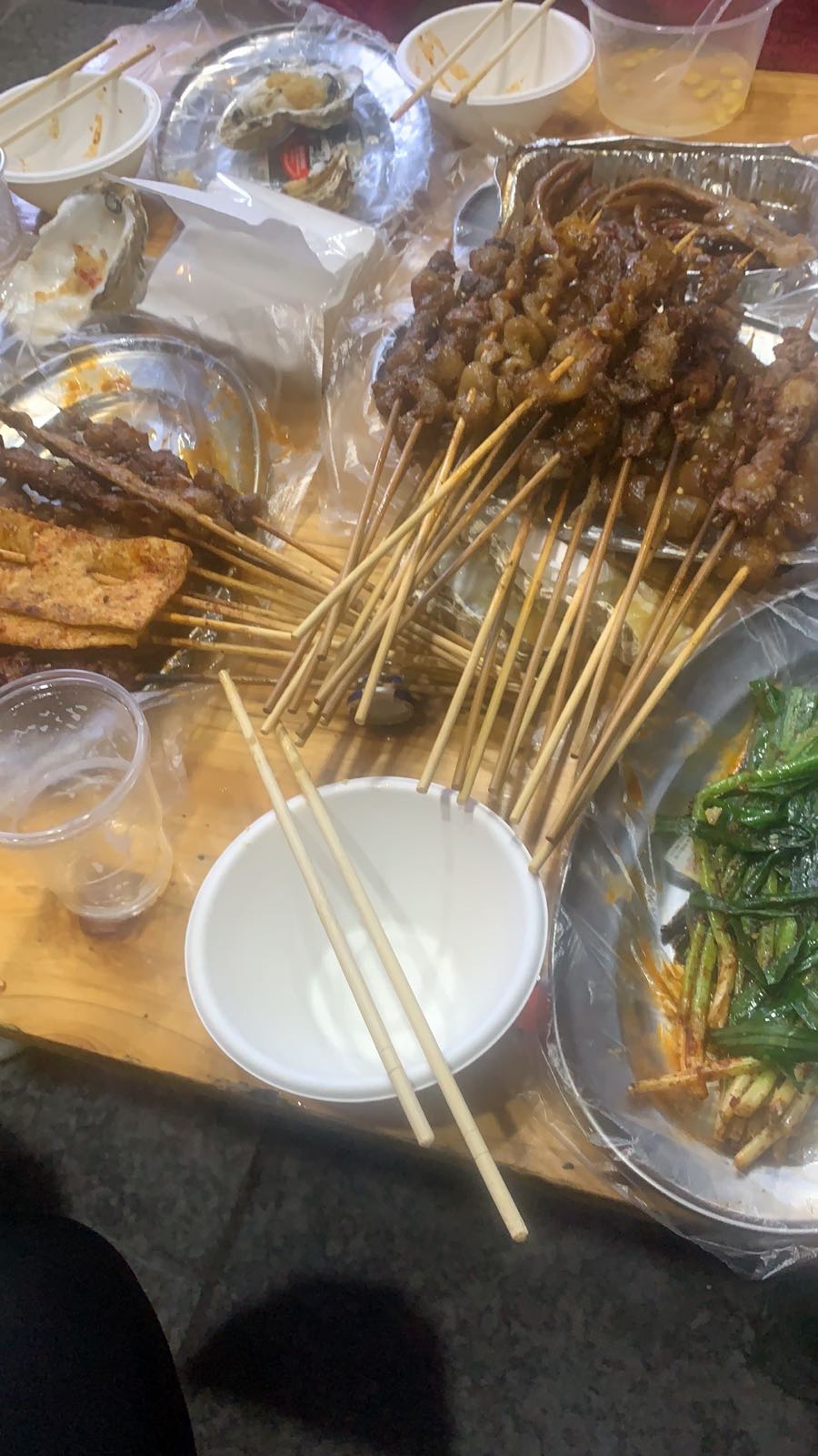 三皇十三移想吃烧烤店(八里街店)
