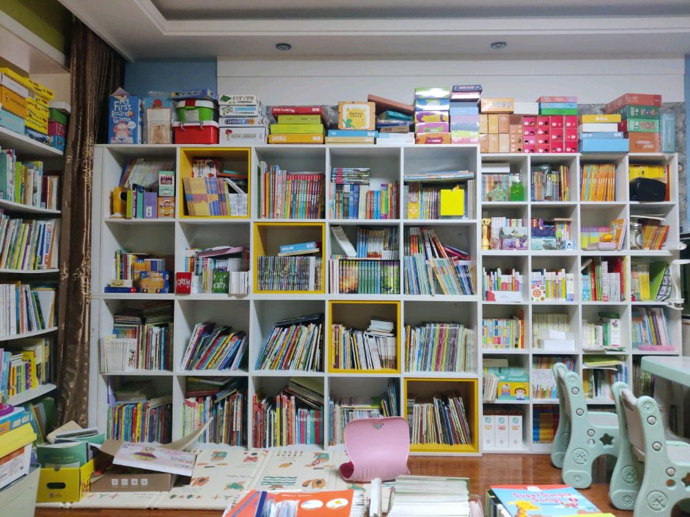 Bee Book会本童书馆