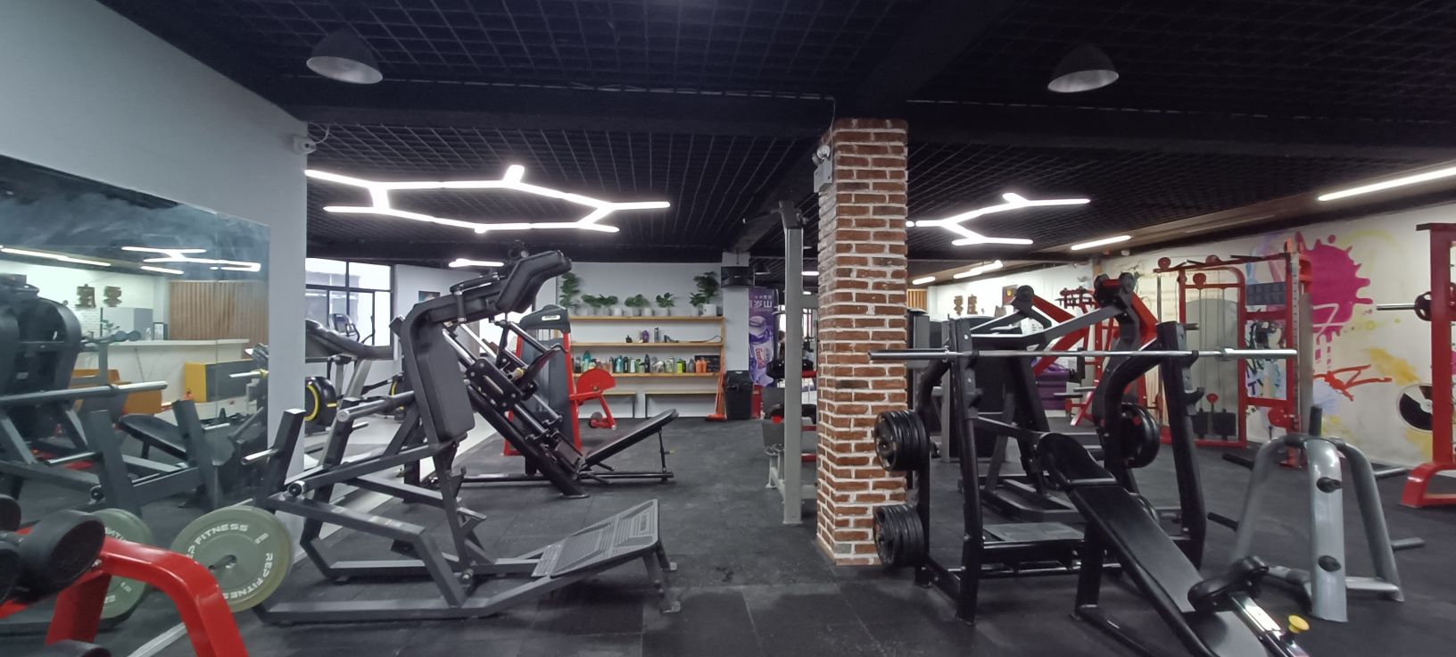 零度健身(滨河路店)
