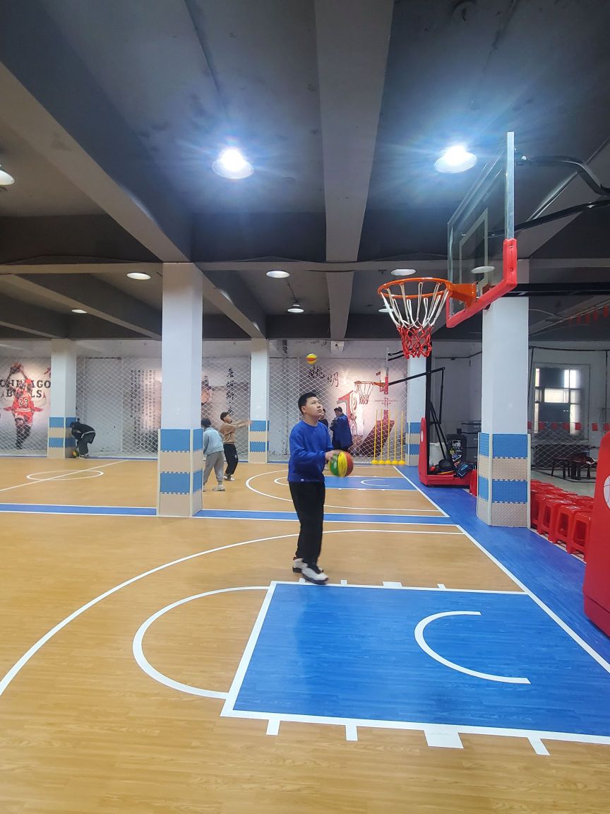 加能篮球运动馆