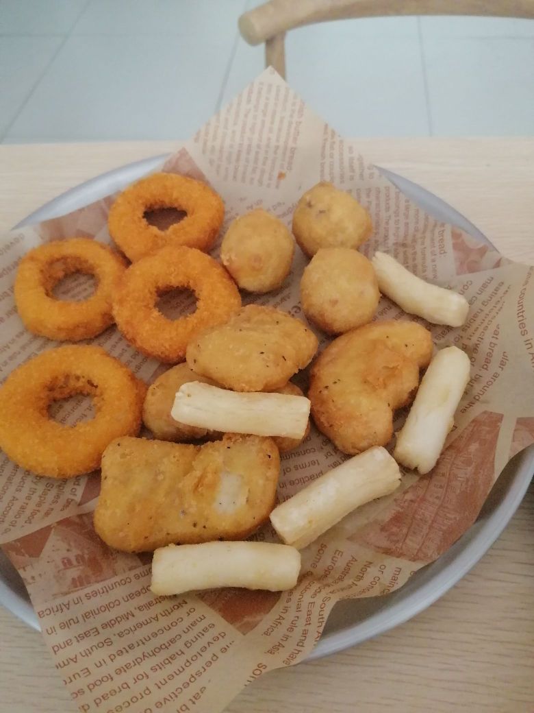 小我猫馋谱炸鸡自助