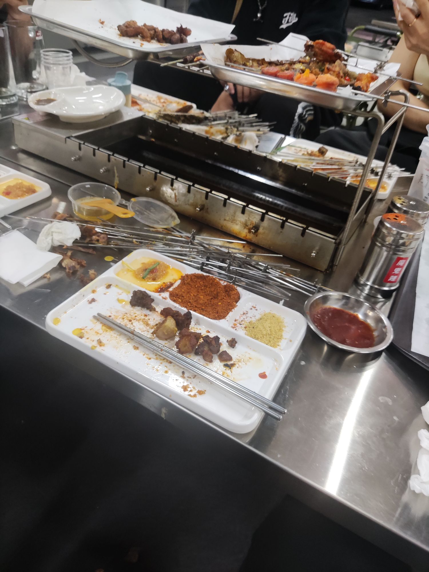 羊咩咩烧烧烤店