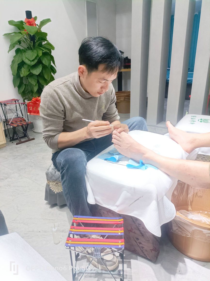陕西蔸泡倥脚踩