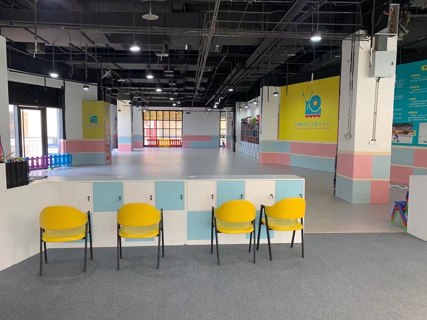小蜗轮滑运动成长中心(四海唐人街店)