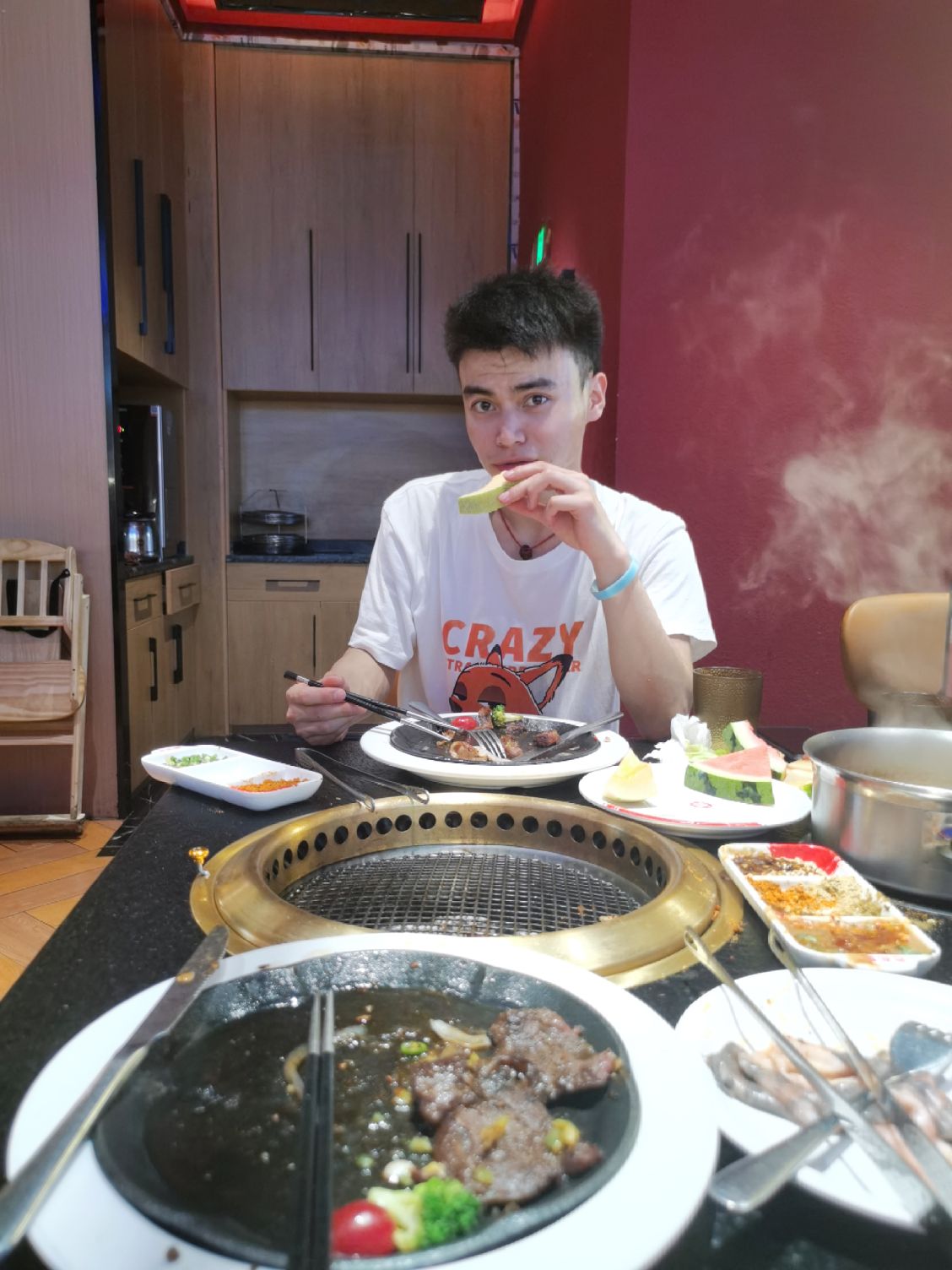 友吉炳排布鲁髅牛烤肉自助