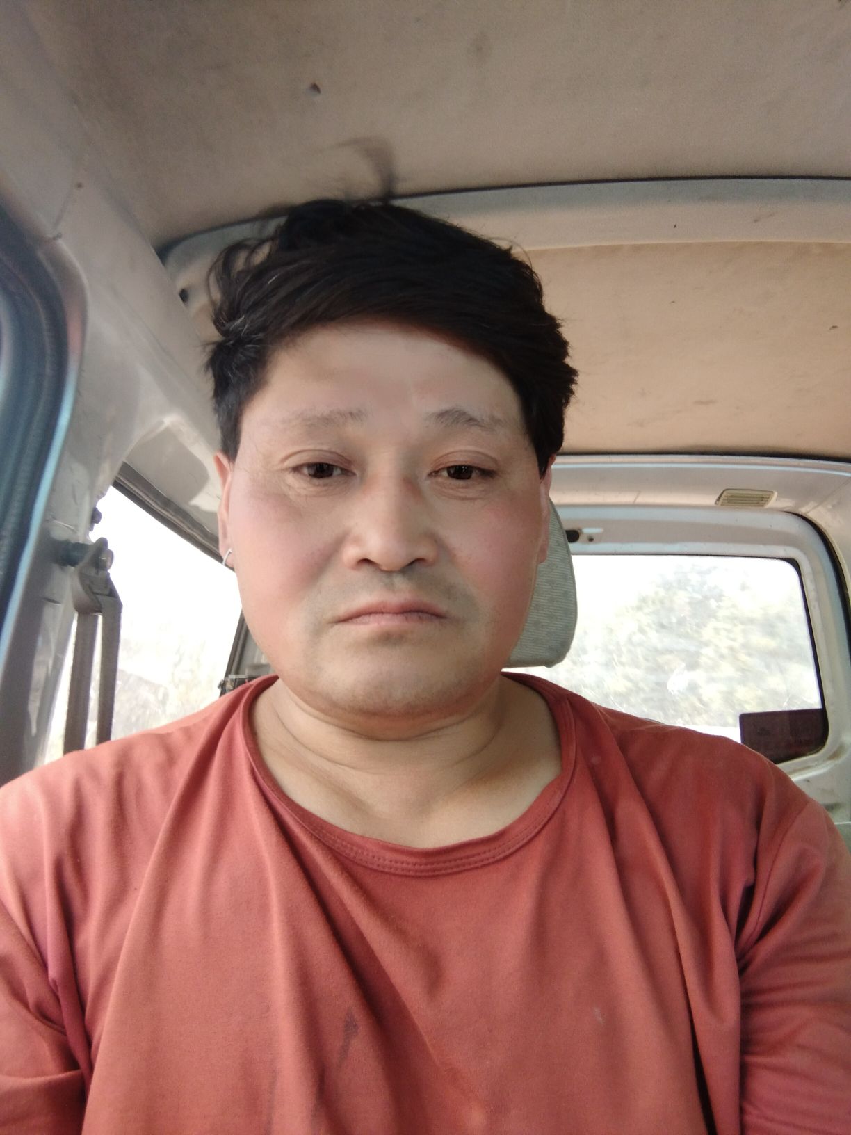 李官镇