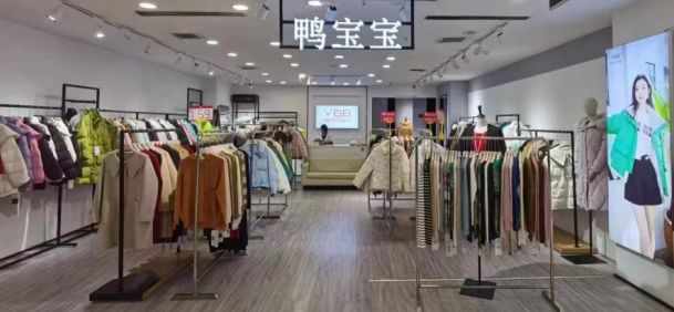 简单主题服装店(陇海快速路店)